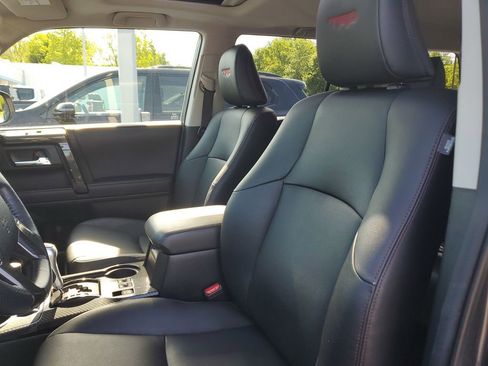 Used 2023 Toyota 4Runner TRD Off-Road Premium w/ Off Road Premium Plus Package AWD/4WD image 16
