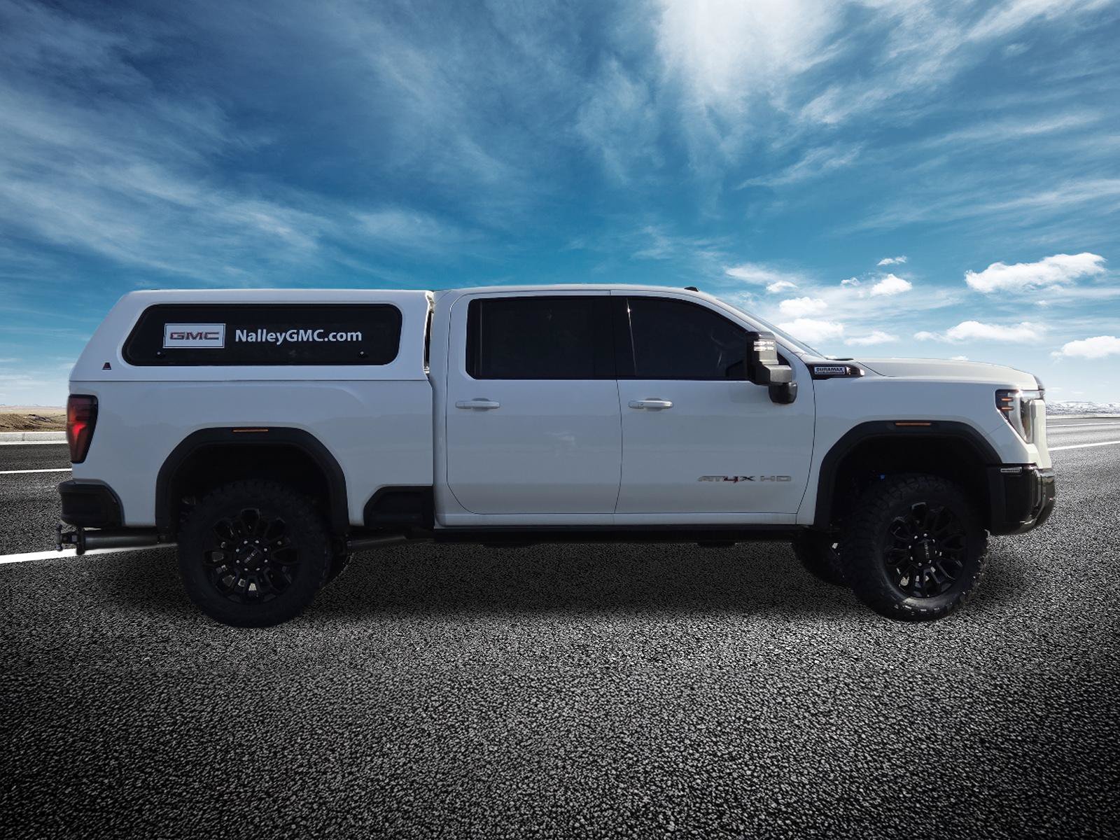 Used 2025 GMC Sierra 2500 AT4X AWD/4WD image 26