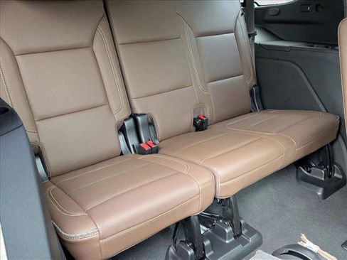 Used 2023 Chevrolet Tahoe High Country RWD image 21