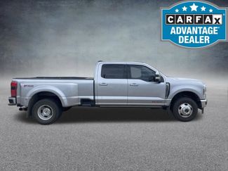 Used 2024 Ford F350 Lariat w/ Lariat Ultimate Package AWD/4WD video 1