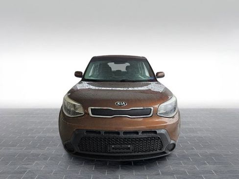 Used 2016 Kia Soul FWD image 2