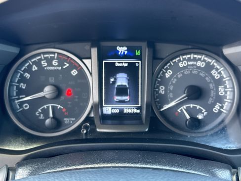 Used 2023 Toyota Tacoma TRD Off-Road w/ Technology Package AWD/4WD image 22