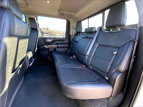 Used 2021 GMC Sierra 2500 Denali w/ Denali Ultimate Package image 19