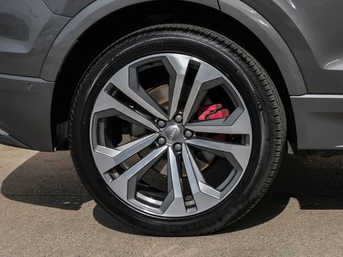 Used 2019 Audi Q8 Prestige image 53