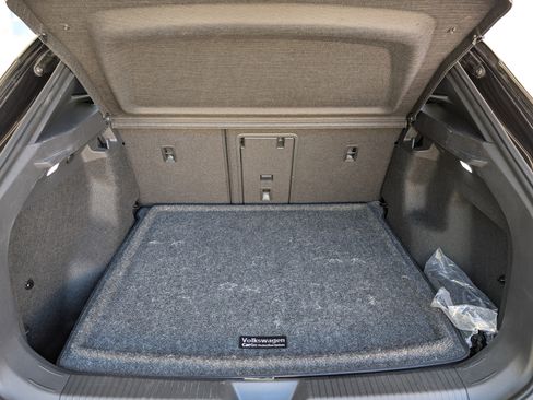 Used 2023 Volkswagen ID.4 Pro S image 19