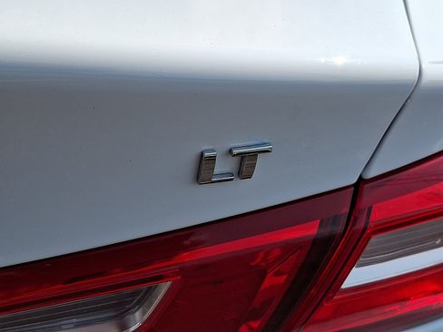 Used 2024 Chevrolet Malibu LT FWD image 31