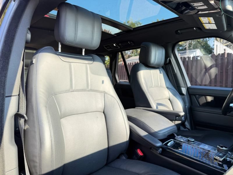 Used 2020 Land Rover Range Rover HSE AWD/4WD image 33