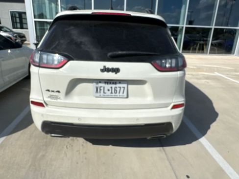Used 2019 Jeep Cherokee High Altitude AWD/4WD image 4