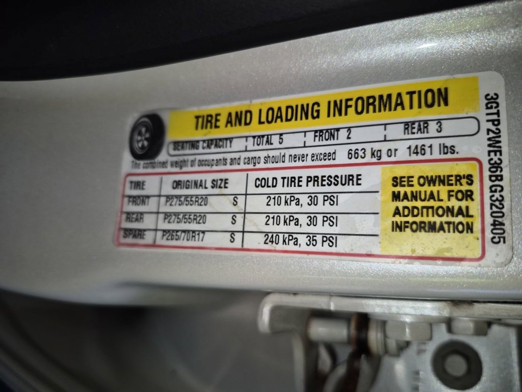 Used 2011 GMC Sierra 1500 SLT w/ SLT White Diamond Edition AWD/4WD image 7