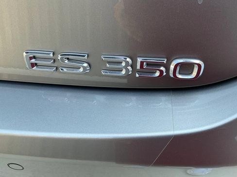 Used 2019 Lexus ES 350 w/ Accessory Package 2 FWD image 14