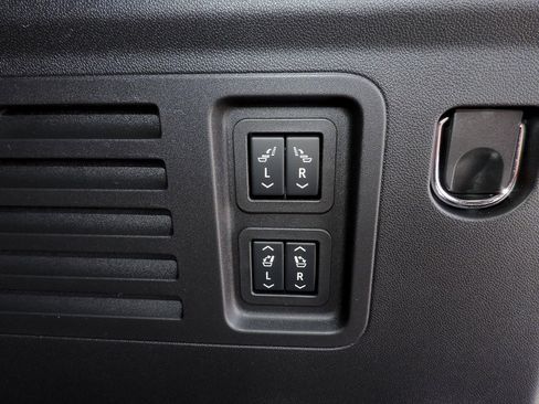 New 2026 Buick Enclave Sport Touring w/ Power Package image 14