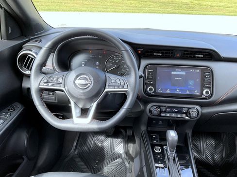 Certified 2024 Nissan Kicks SR w/ SR Premium Package image 14