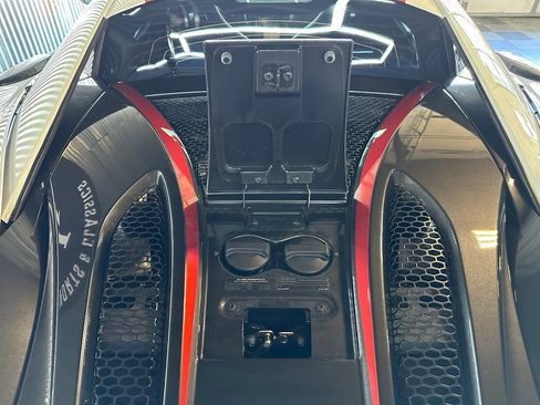Used 2016 McLaren 570S Coupe RWD image 53