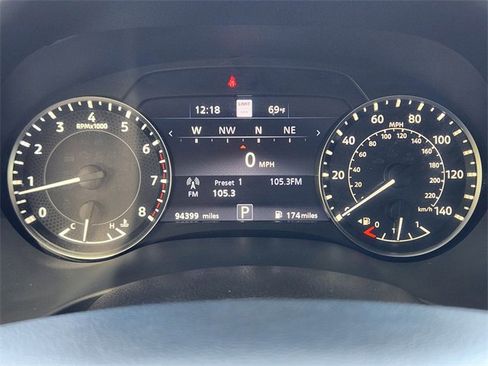 Used 2021 Nissan Armada Platinum w/ Captain's Chairs Package image 16