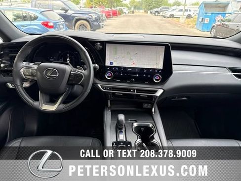 Used 2025 Lexus RX 350 AWD/4WD image 16