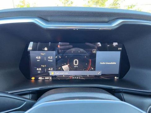 New 2025 GMC Canyon Elevation w/ Technology Package image 12