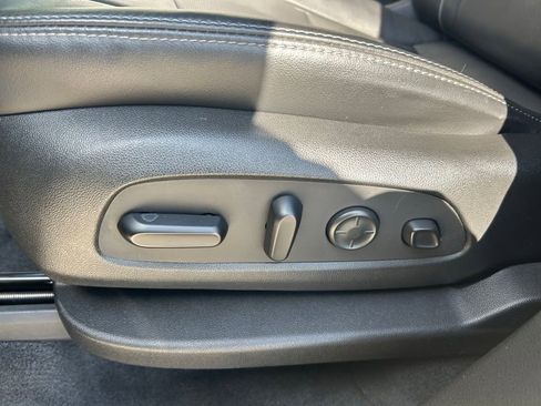 Used 2021 Buick Enclave Avenir w/ Avenir Technology Package FWD image 54