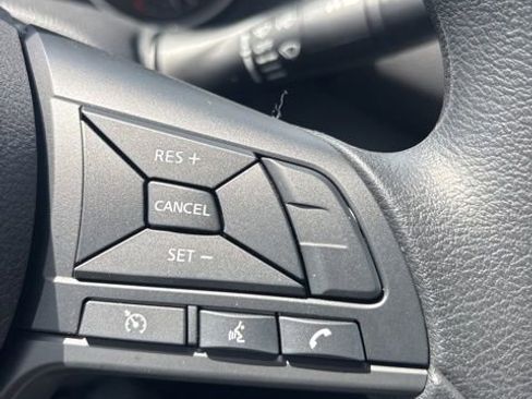 Certified 2025 Nissan Sentra S image 27