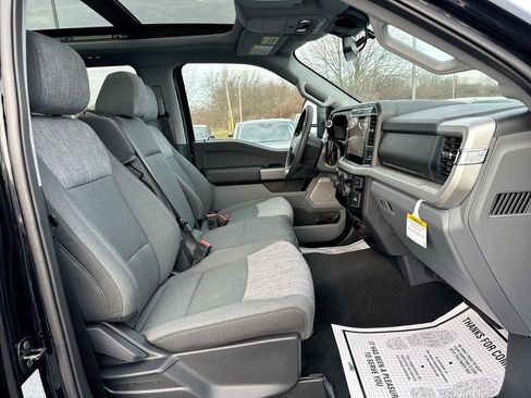New 2025 Ford F250 XLT w/ Black Appearance Package image 23