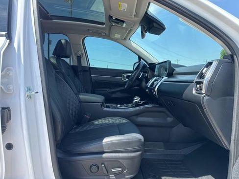 Used 2022 Kia Sorento SX FWD image 24