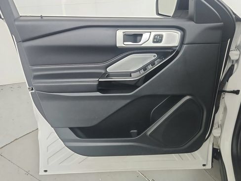 Used 2021 Ford Explorer ST w/ Equipment Group 401A AWD/4WD image 13
