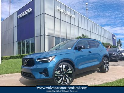 Used 2025 Volvo XC40 B5 Ultra w/ Protection Package Premier