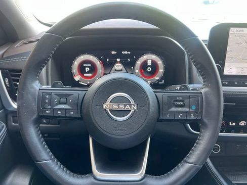 Used 2023 Nissan Rogue Platinum w/ Platinum Premium Package FWD image 4