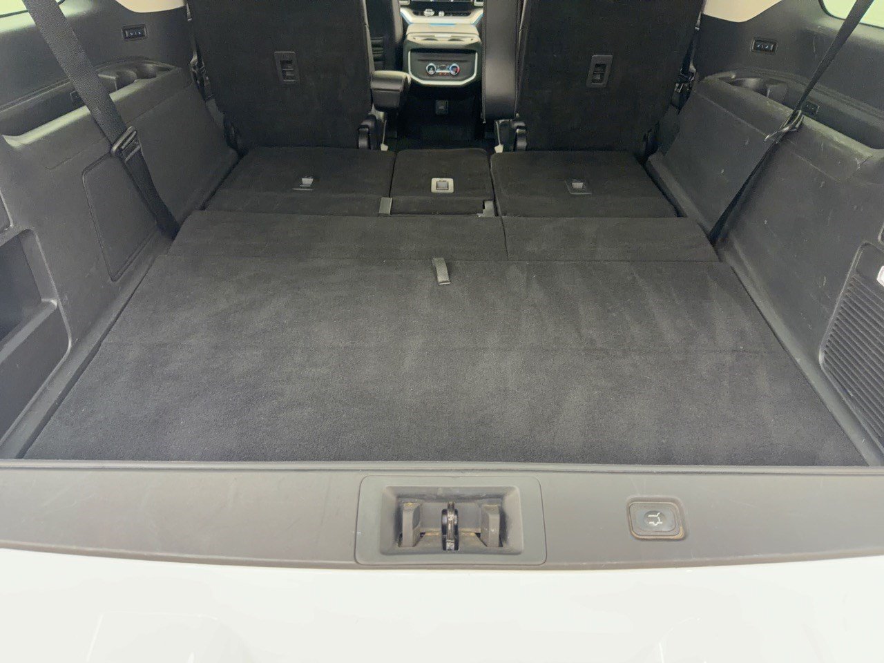 Used 2025 Ford Expedition Max Platinum AWD/4WD image 28