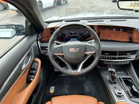 New 2026 Cadillac CT5 V w/ Platinum Package AWD/4WD image 22