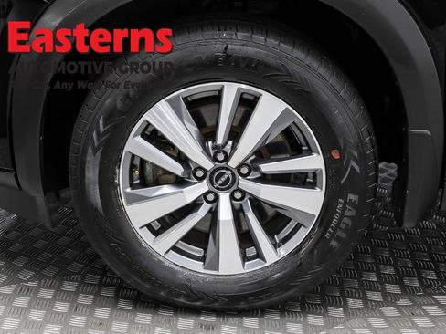 Used 2022 Nissan Pathfinder SL image 34