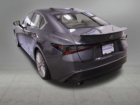 Used 2022 Lexus IS 300 AWD w/ Premium Package image 3