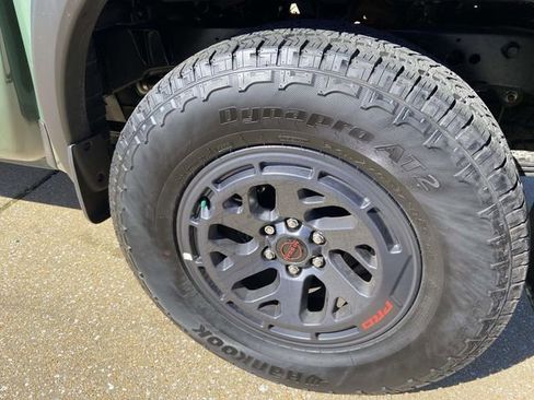 Used 2026 Nissan Frontier PRO-4X w/ Pro-4x Convenience Package image 7