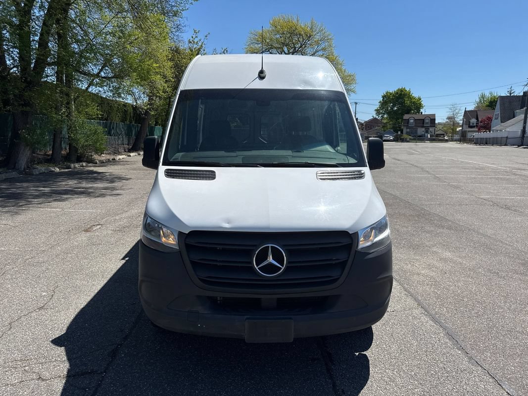 Used 2023 Mercedes-Benz Sprinter 2500 image 8