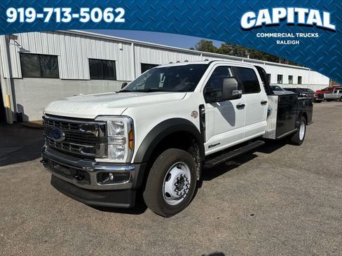 New 2025 Ford F450 XL image 4