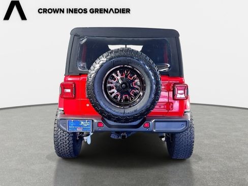 Used 2020 Jeep Wrangler Unlimited Sahara AWD/4WD image 6