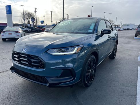 New 2026 Honda HR-V Sport image 2