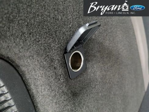 Used 2022 Lincoln Corsair AWD w/ Premium Package image 42