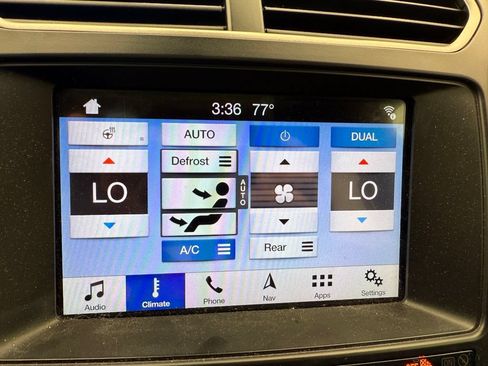 Used 2019 Ford Explorer XLT w/ Equipment Group 202A FWD image 26