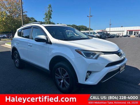 Used 2017 Toyota RAV4 XLE FWD image 1