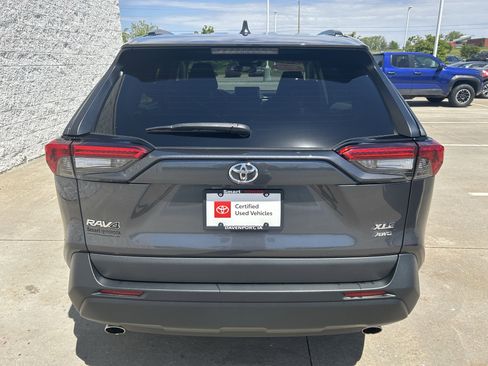 Certified 2022 Toyota RAV4 XLE w/ Convenience Package AWD/4WD image 5