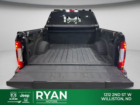 Used 2017 Ford F350 Platinum w/ Platinum Ultimate Package AWD/4WD image 11