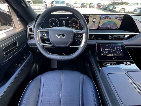 Certified 2026 INFINITI QX80 4WD w/ Sport Exterior Package image 9