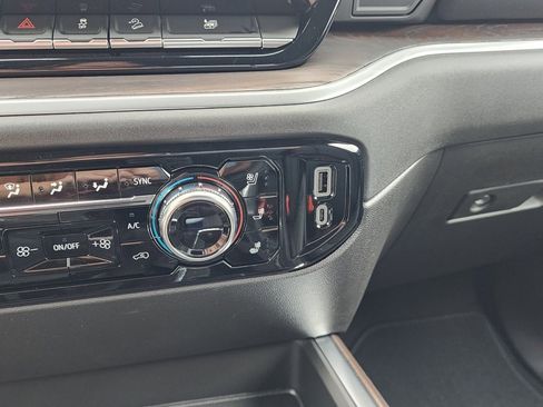 New 2026 GMC Sierra 1500 SLT w/ SLT Premium Plus Package image 29