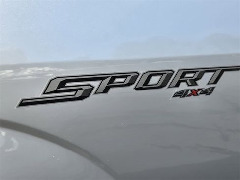 Used 2017 Ford F150 XLT w/ Equipment Group 302A Luxury image 15