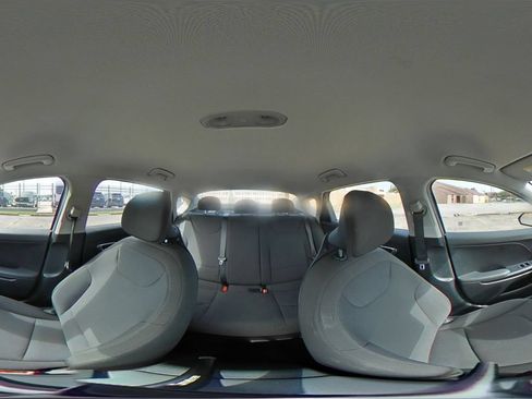 Used 2026 Kia K4 FWD image 38