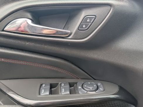 Used 2024 Chevrolet Trax RS w/ Driver Confidence Package FWD image 16