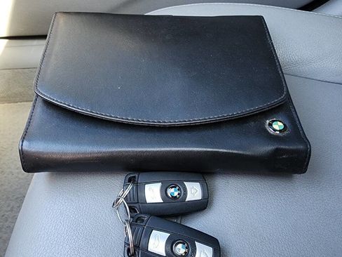 Used 2010 BMW 328i xDrive Sedan image 18