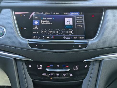 Certified 2025 Cadillac XT5 Luxury w/ LPO, Floor Liner Package FWD image 22