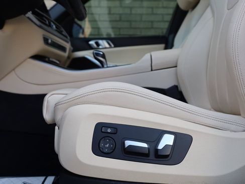 Used 2019 BMW X5 xDrive40i w/ Premium Package 2 AWD/4WD image 19