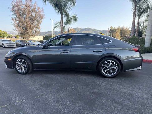 Used 2023 Hyundai Sonata SEL w/ Convenience Package FWD image 10